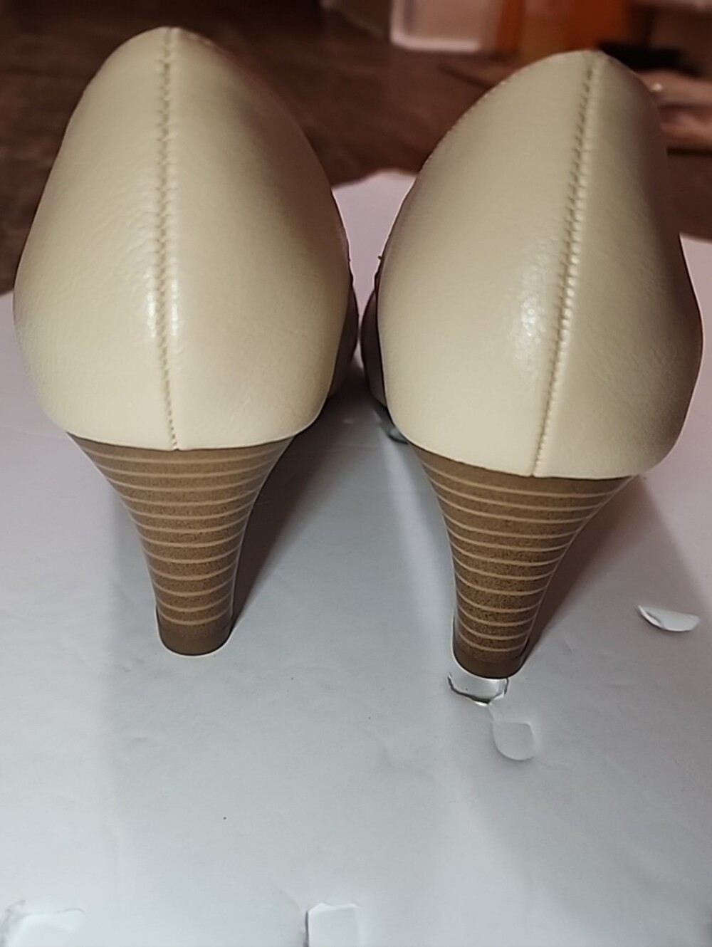 Areosoles Bone Open Toe Pumps Size 71/2M Memory Foam Comfort NWT - Picture 6 of 12
